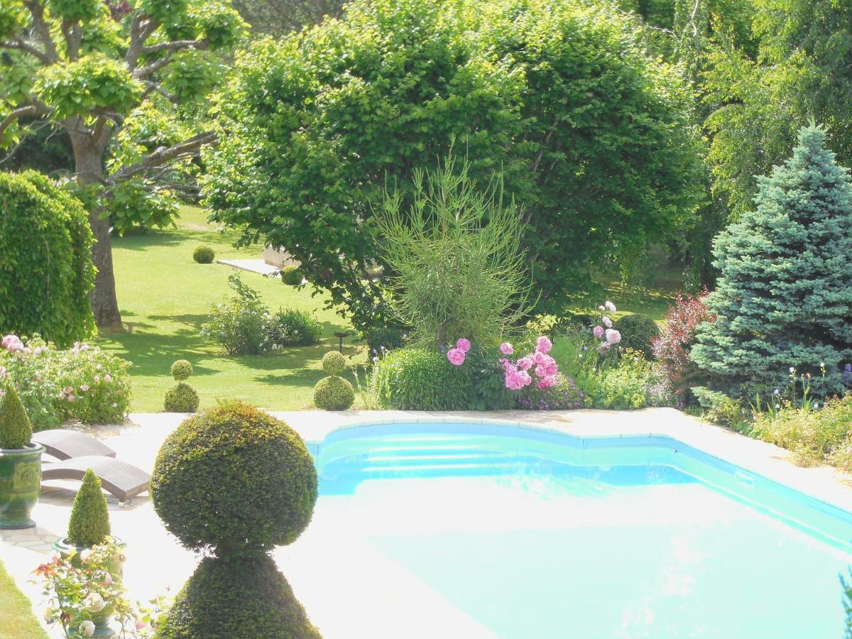 Hôtel La Grande Poterie à Coulandon Extérieur photo