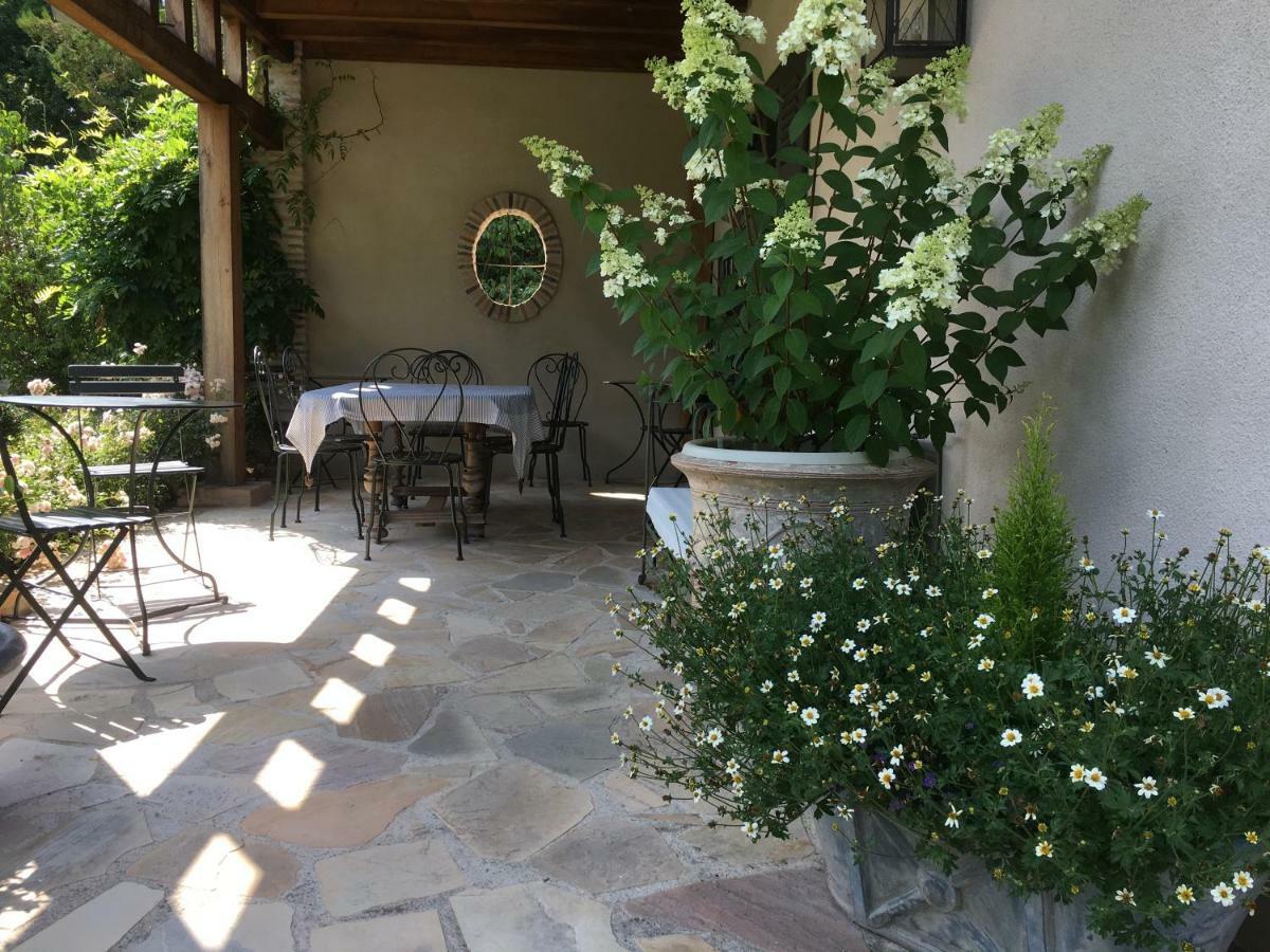 Hôtel La Grande Poterie à Coulandon Extérieur photo