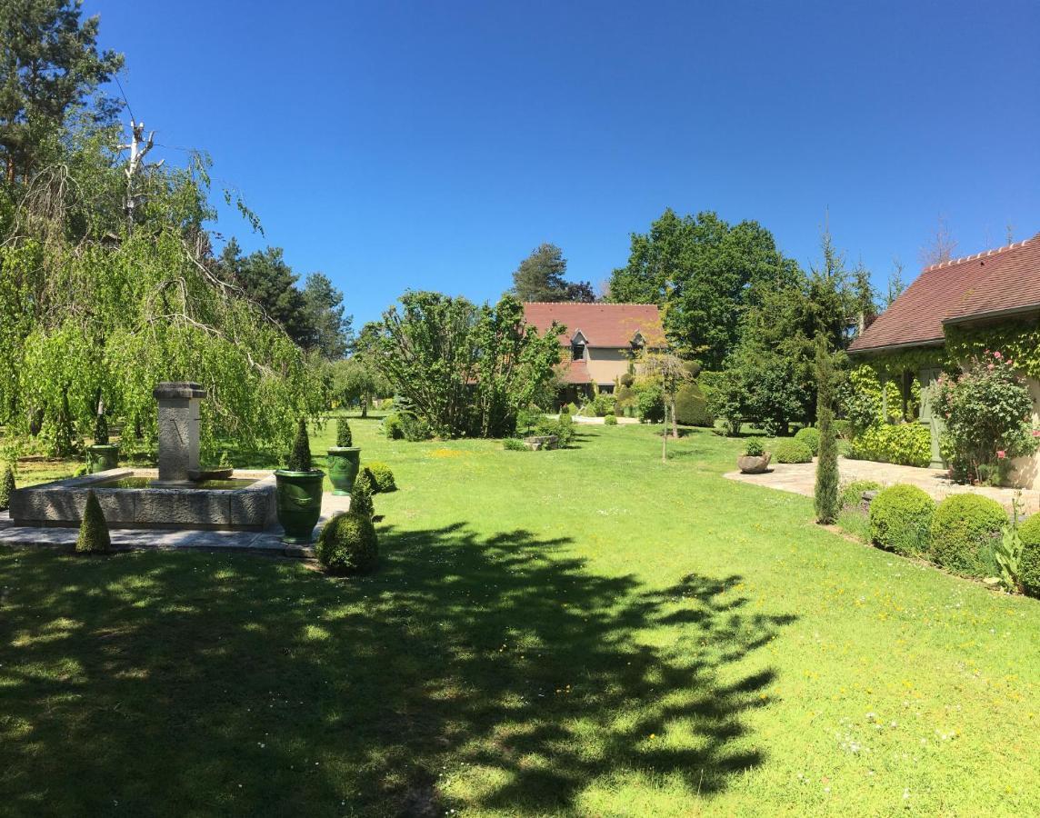 Hôtel La Grande Poterie à Coulandon Extérieur photo