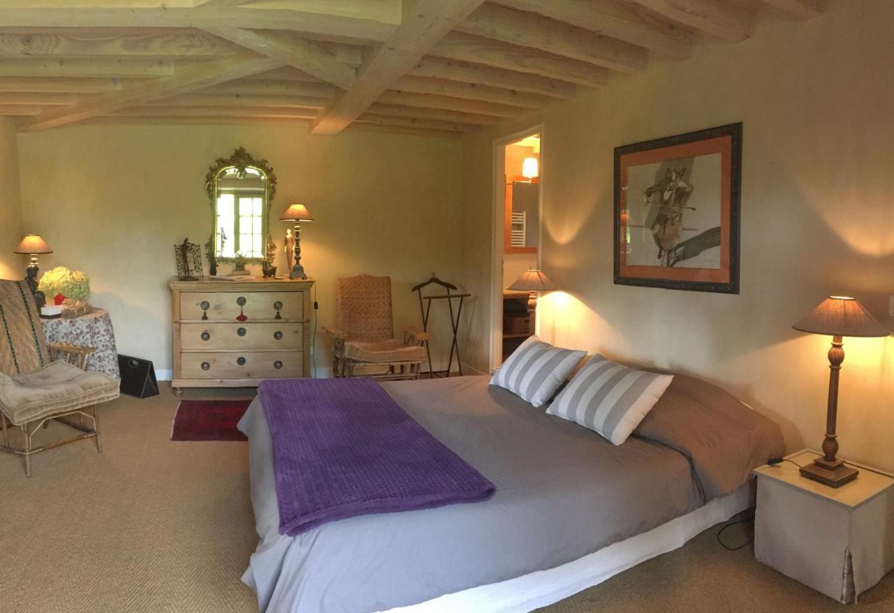 Hôtel La Grande Poterie à Coulandon Extérieur photo